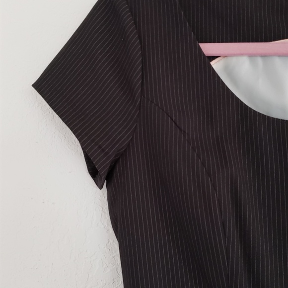 H&M Pin Stripe Black White Zippered Work Dress - Picture 4 of 8